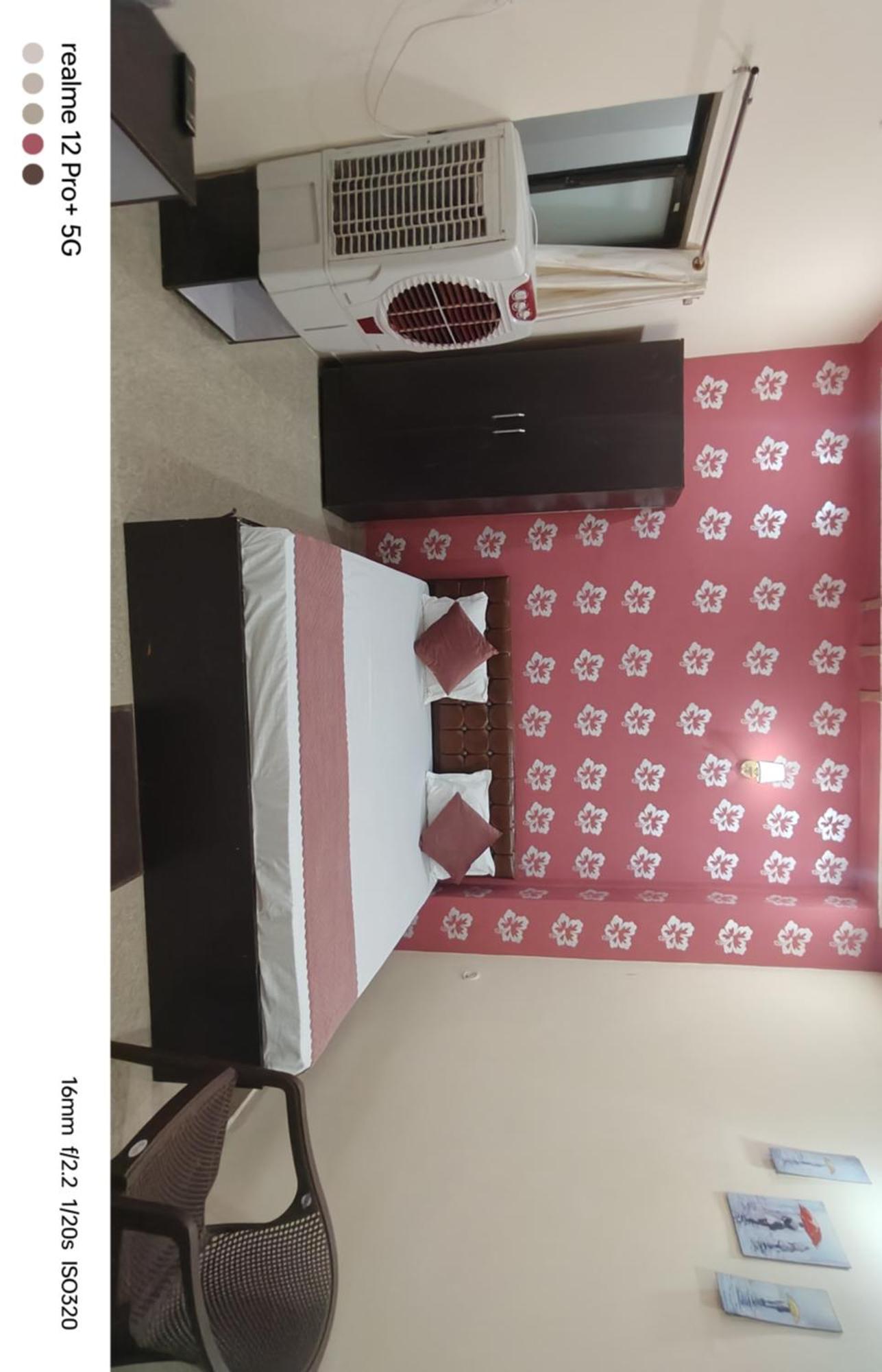 Hotel Chandra Dreams Varanasi