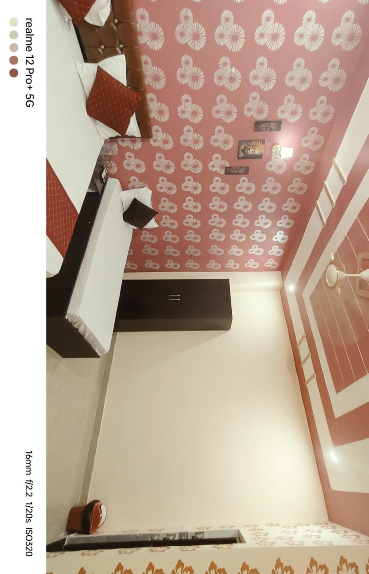 Hotel Chandra Dreams