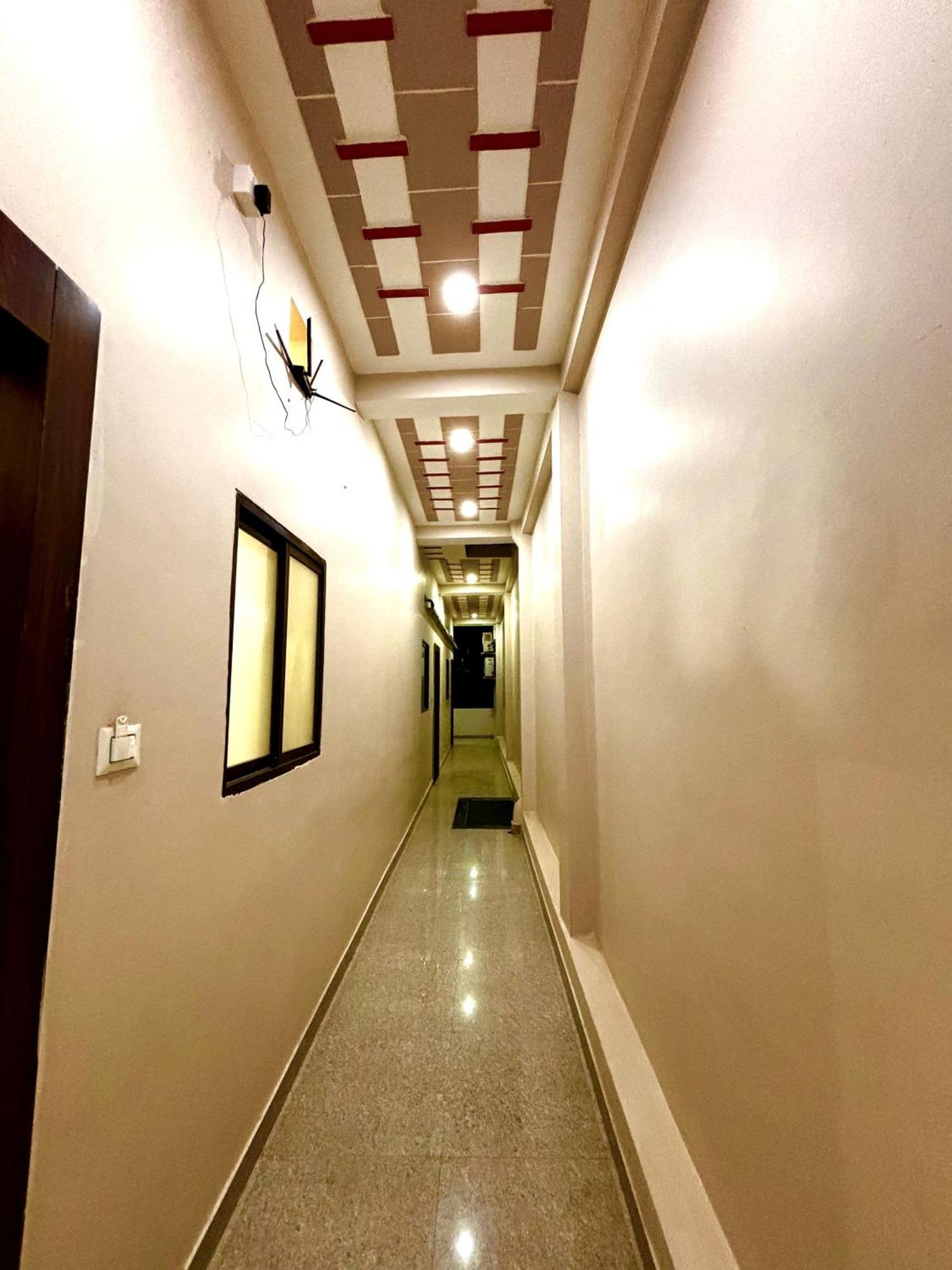 Hotel Chandra Dreams